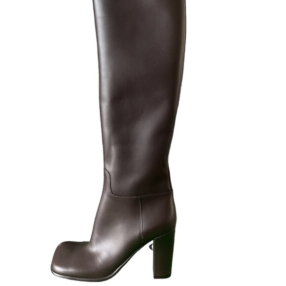 BOTTEGA VENETA 677272 Women's Tall Brown Leather heeled Boots Shoes, $1750 New - Picture 2 of 15